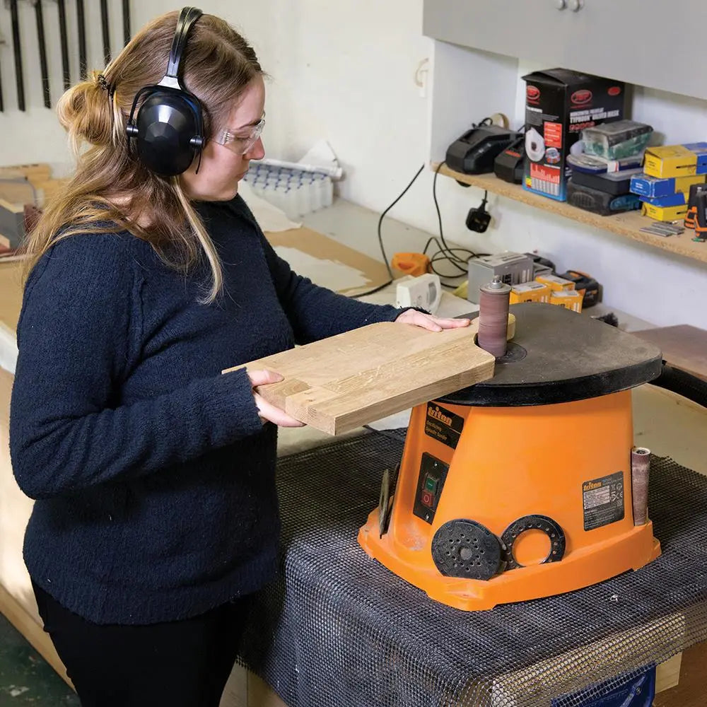 Triton 450W Oscillating Spindle Sander TSPS450 516693  White Rose Tools