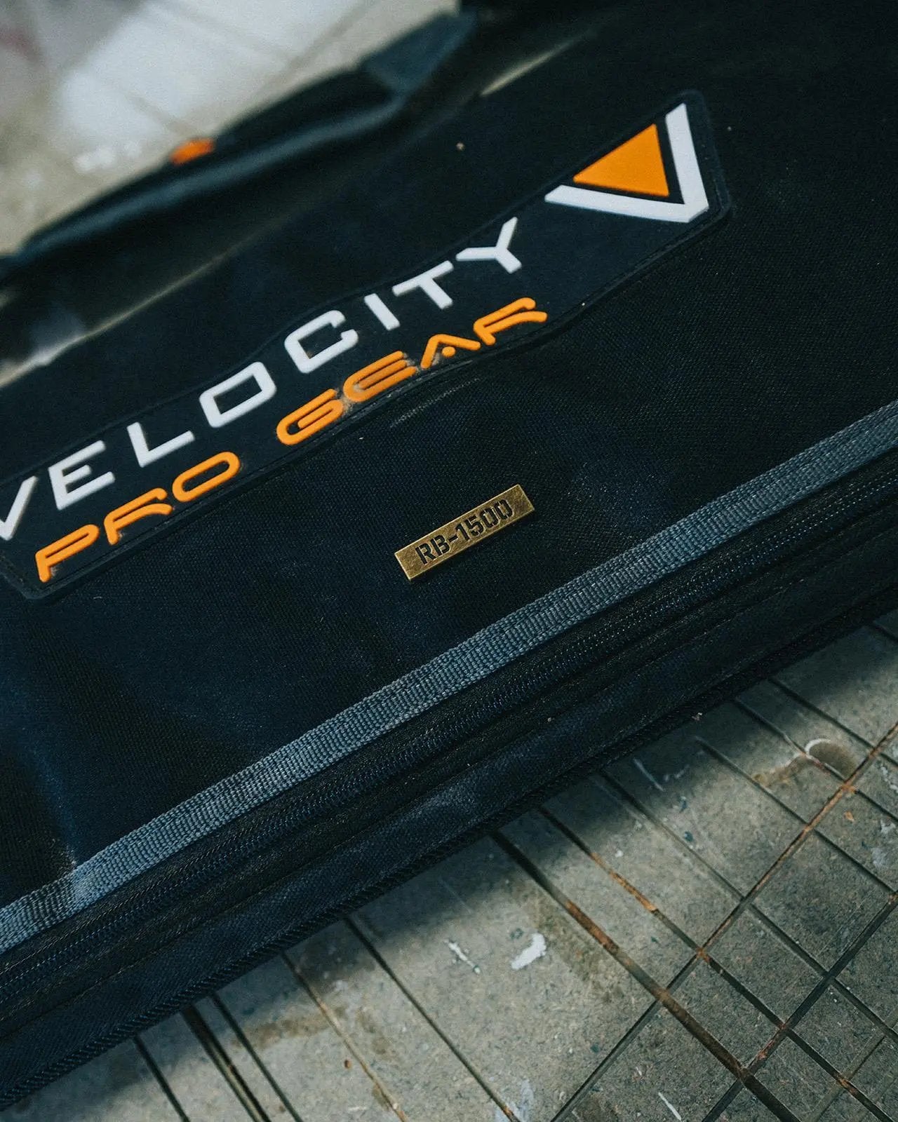 Velocity Rogue Rail Bag VR-0808  White Rose Tools