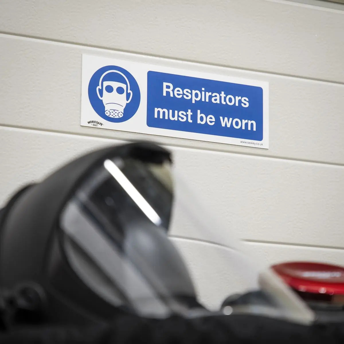 Worksafe by Sealey Mandatory Safety Sign - Respirators Must Be Worn - Rigid Plastic 