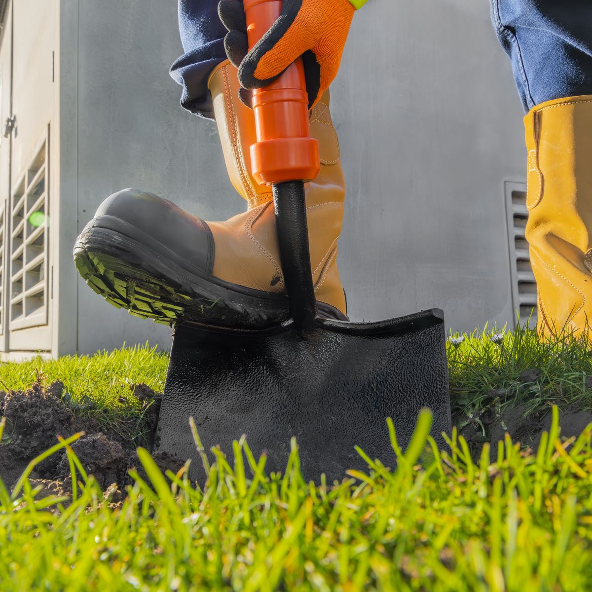 Sealey Insulated Round Mouth Shovel