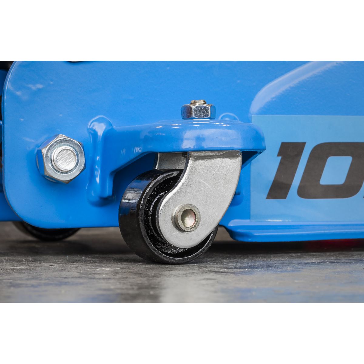 Sealey Trolley Jack 2tonne Low Entry Short Chassis - Blue