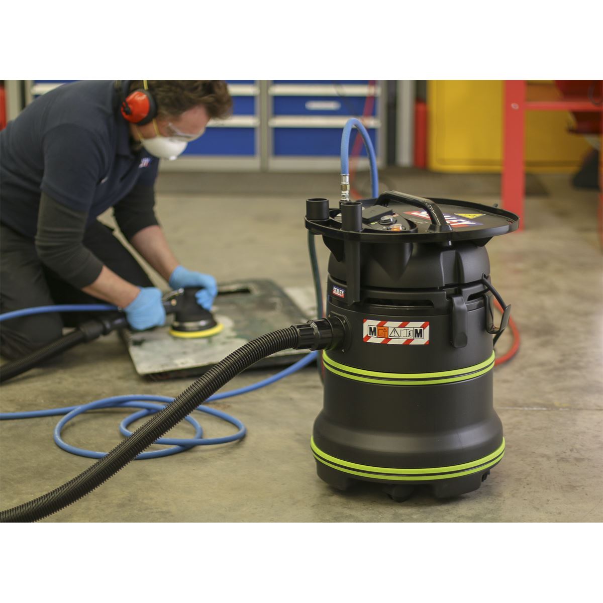 Sealey Vacuum Cleaner Industrial Dust-Free Wet/Dry 35L 1000W/230V Plastic Drum M-Class Self-Clean Filter 