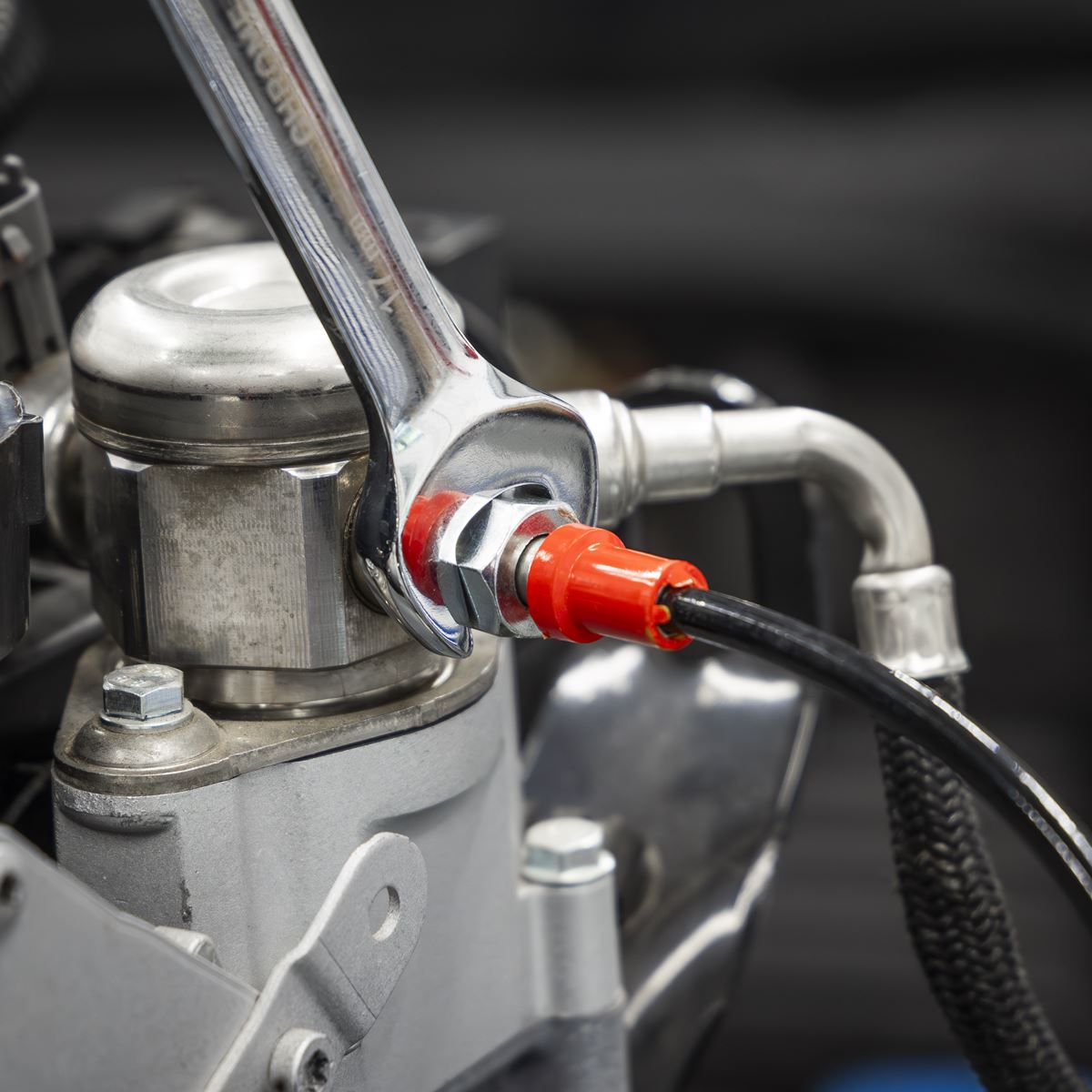 Sealey Digital Fuel Injection Pressure Test Kit for GDI Fuel Circuits 6pc