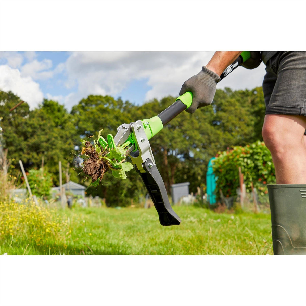 Draper Expert Long Handled Weed Puller 37796  White Rose Tools