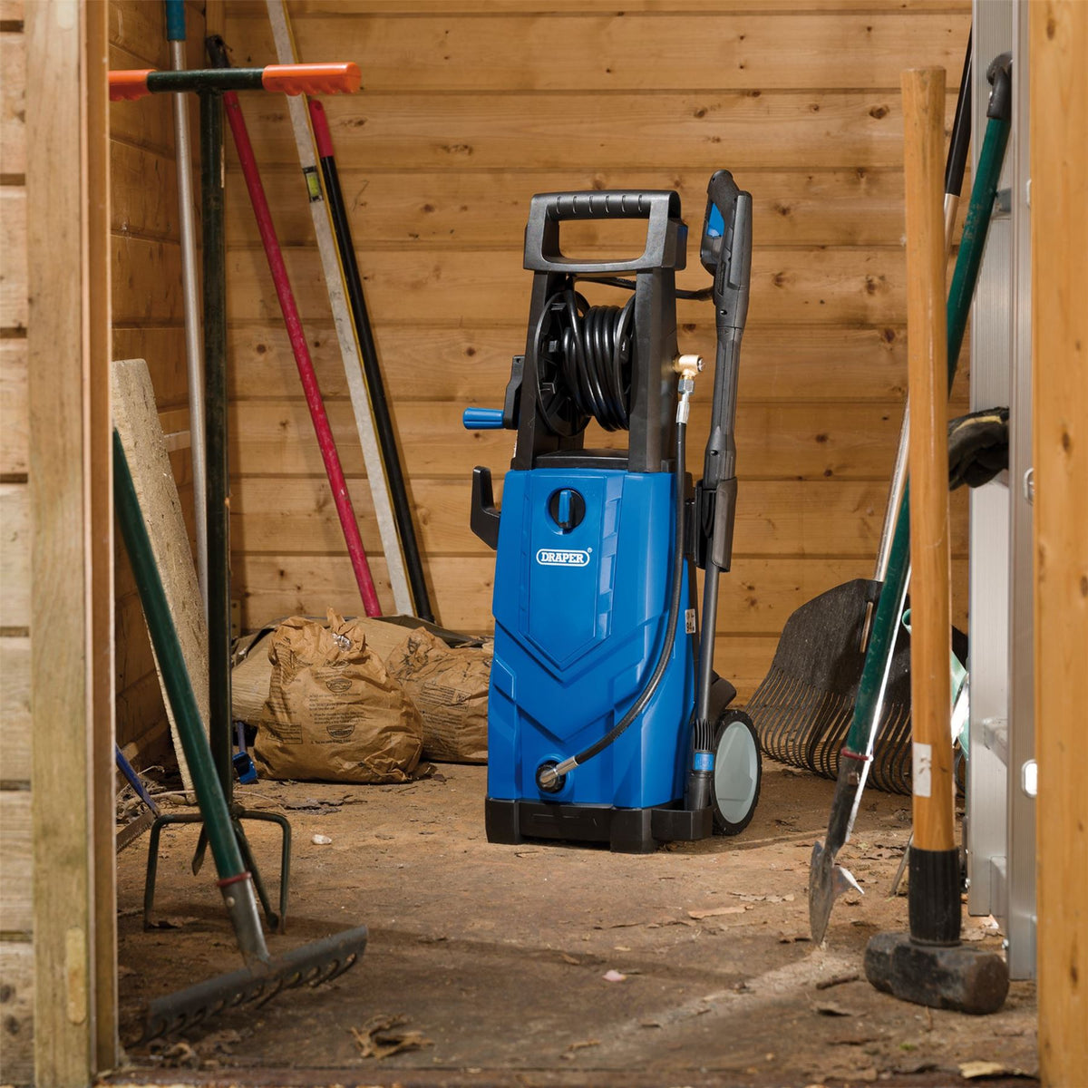 Draper 230V Pressure Washer 2200W 165bar 98677  White Rose Tools