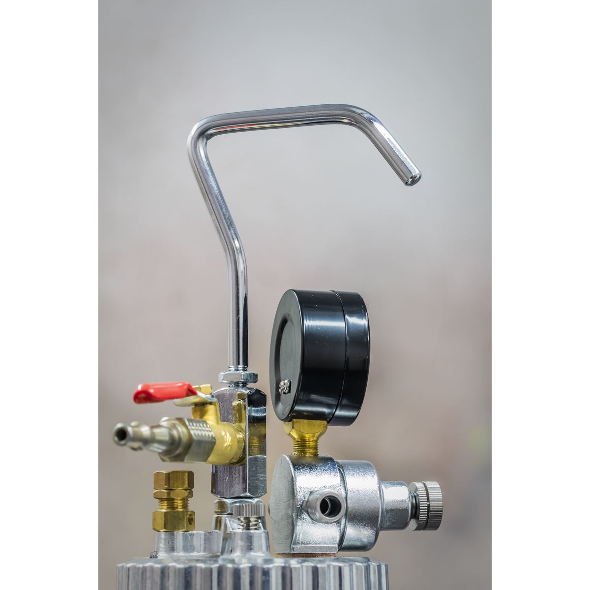 Sealey HVLP Pressure Pot System with Spray Gun & Hoses 1.7mm Set-Up 