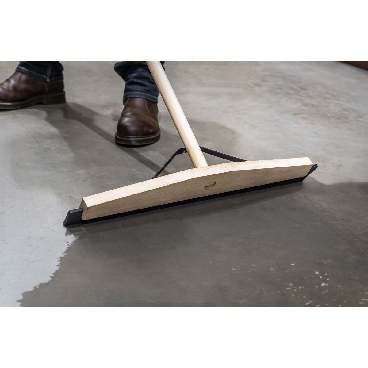 Sealey Rubber Floor Squeegee 24"(600mm) with Wooden Handle