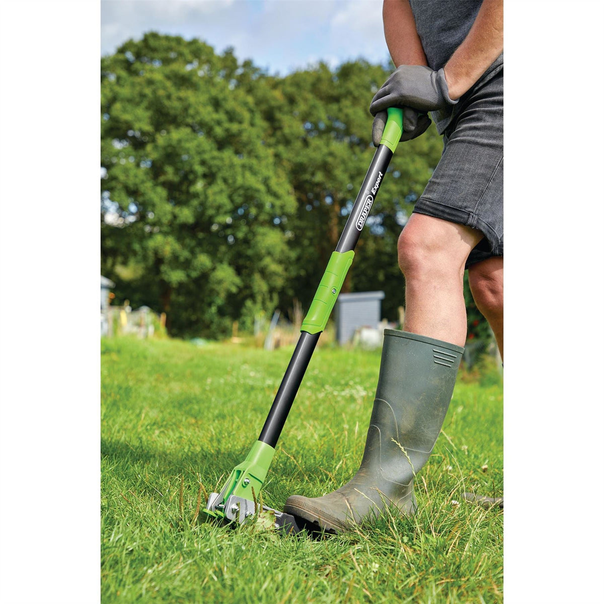 Draper Expert Long Handled Weed Puller 37796  White Rose Tools