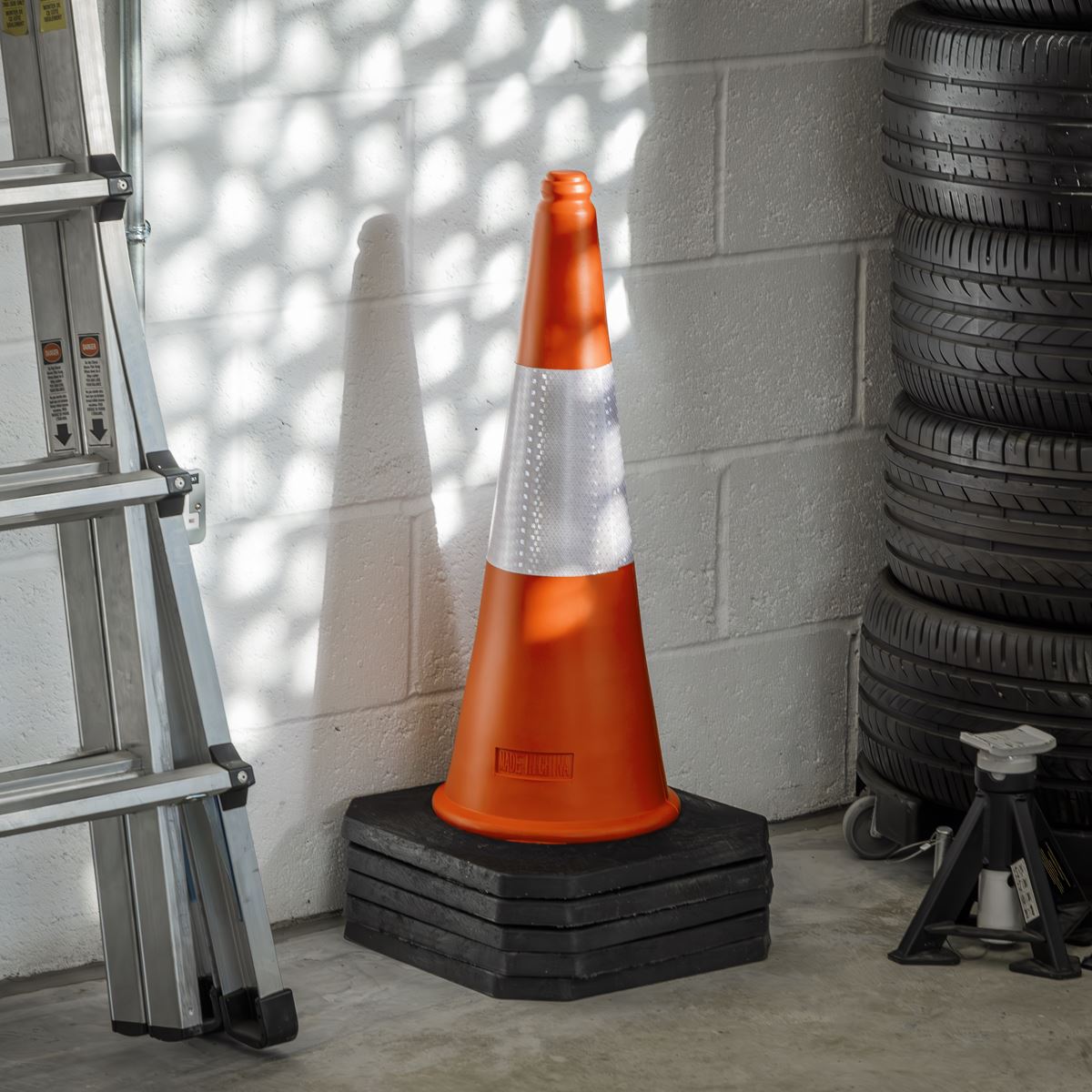 Sealey Traffic Cone 75cm - Pack of 5  White Rose Tools