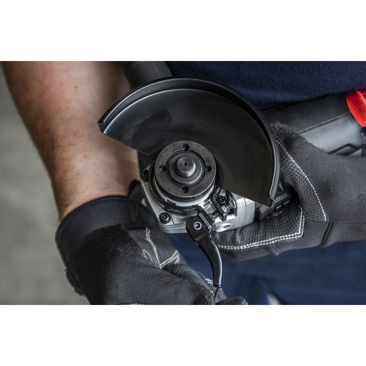 Sealey Cordless Angle Grinder Kit Ø115mm 20V 4Ah SV20 Series