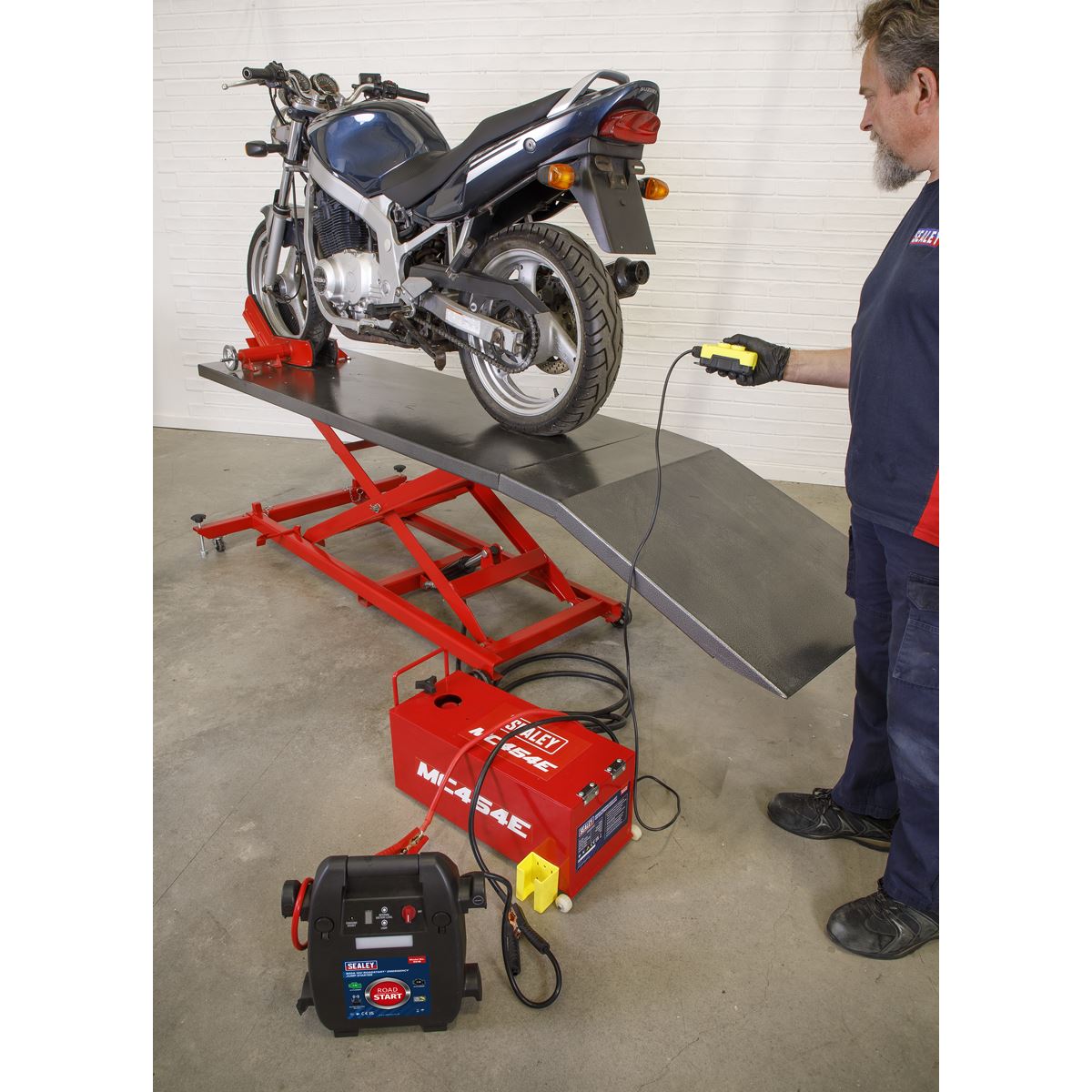 Sealey 12V Electro/Hydraulic Motorcycle Lift 450kg Capacity 