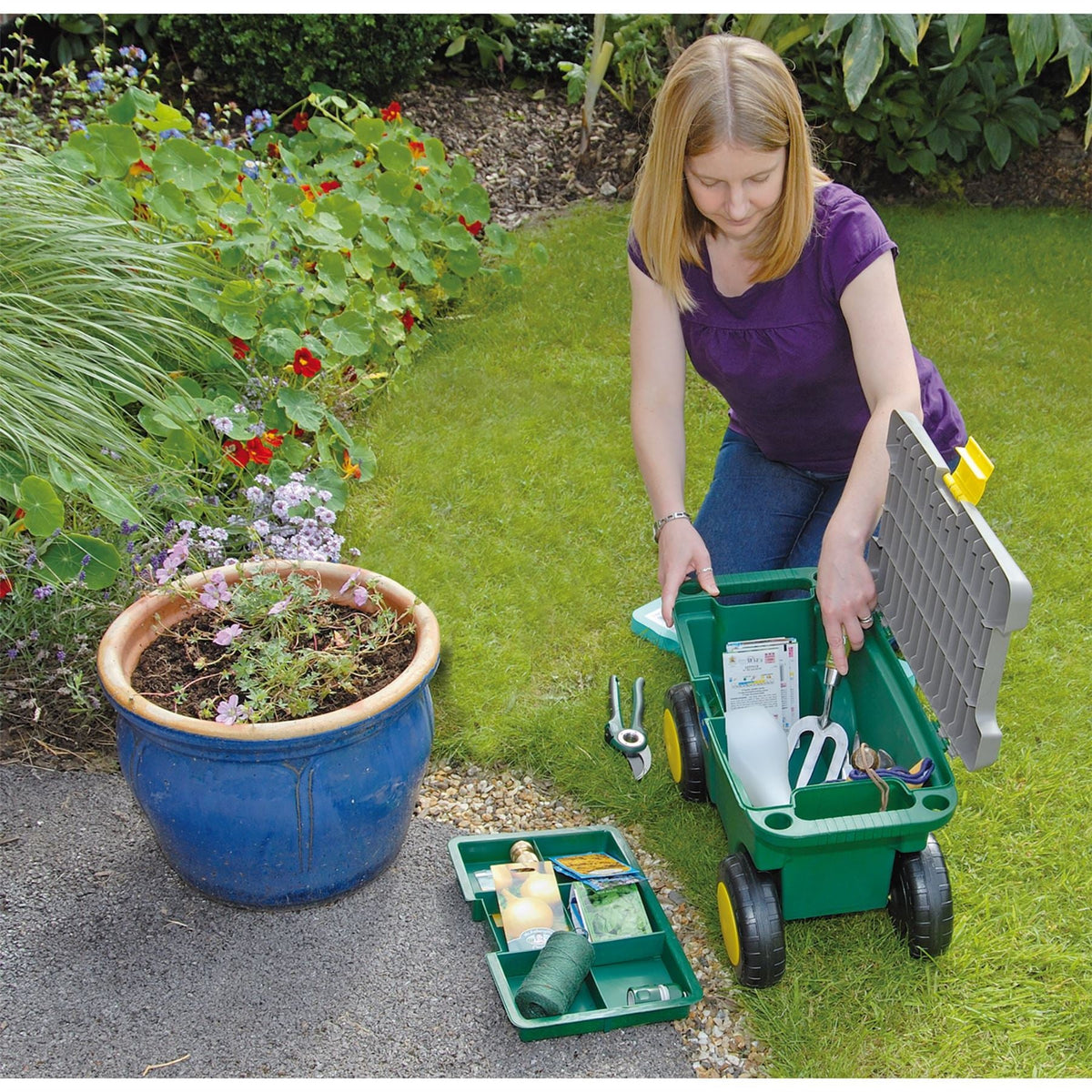 Draper Gardeners Tool Cart and Seat 60852  White Rose Tools