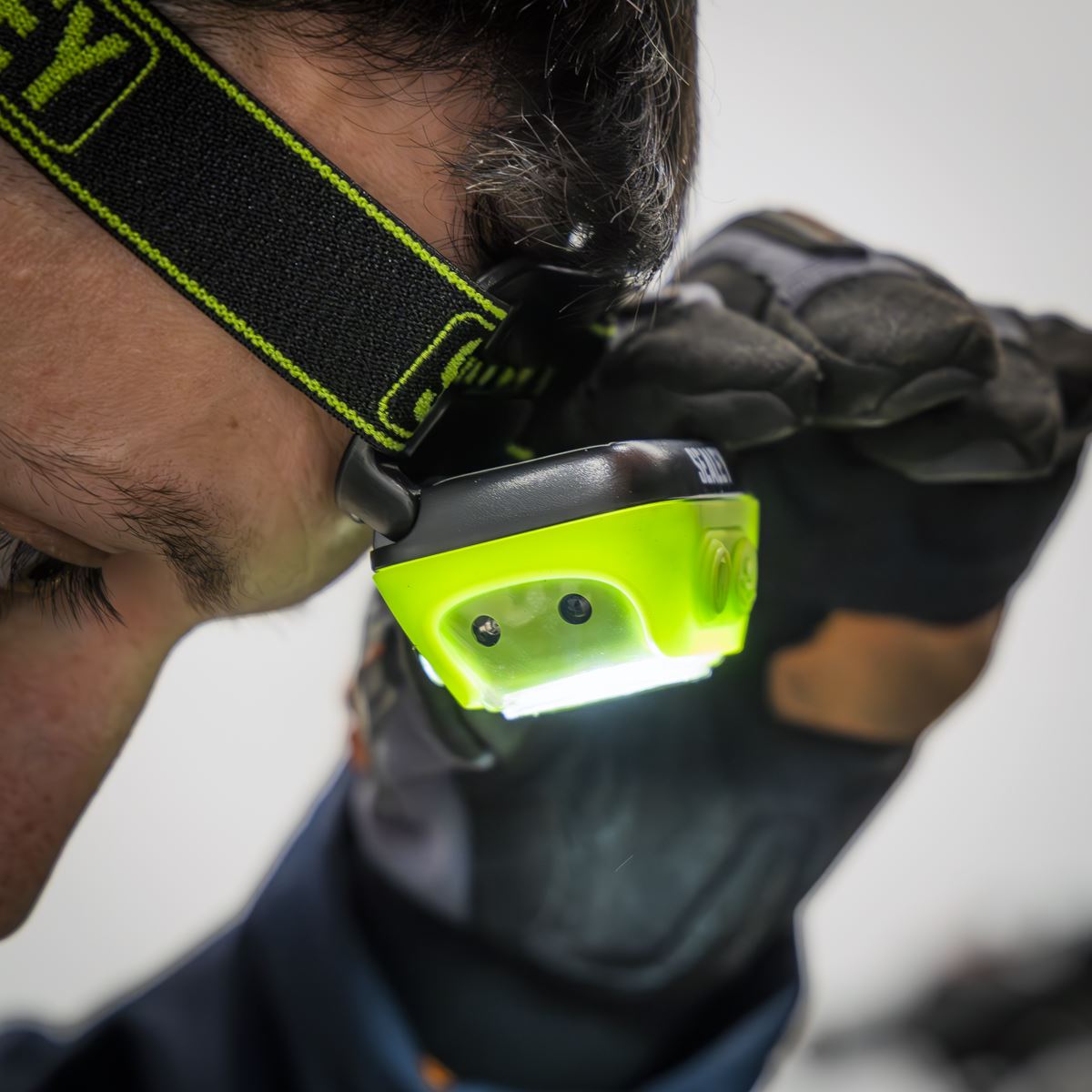 Sealey Rechargeable Head Torch with Auto-Sensor 8W COB LED - Green 