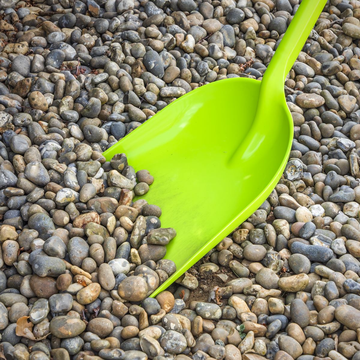 Sealey General-Purpose Polypropylene Shovel with 690mm Handle 