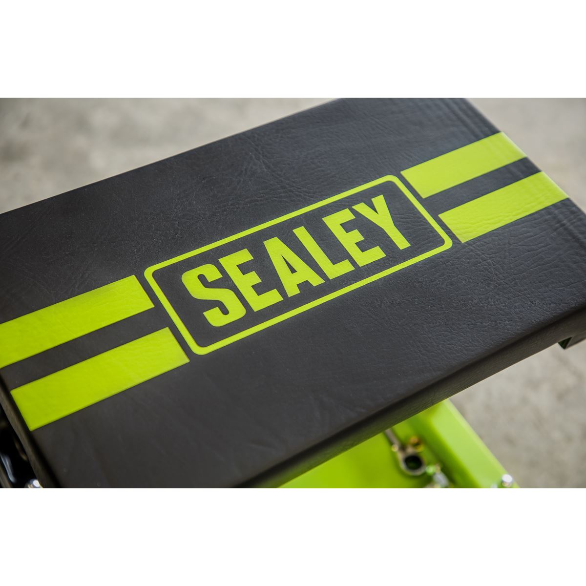 Sealey Mechanic's Utility Seat - Green