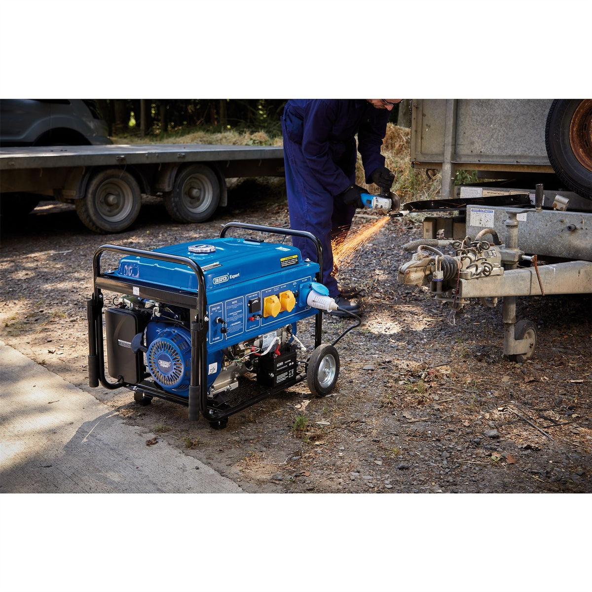 Draper Expert Petrol Generator with Wheels 6000W 16143  White Rose Tools