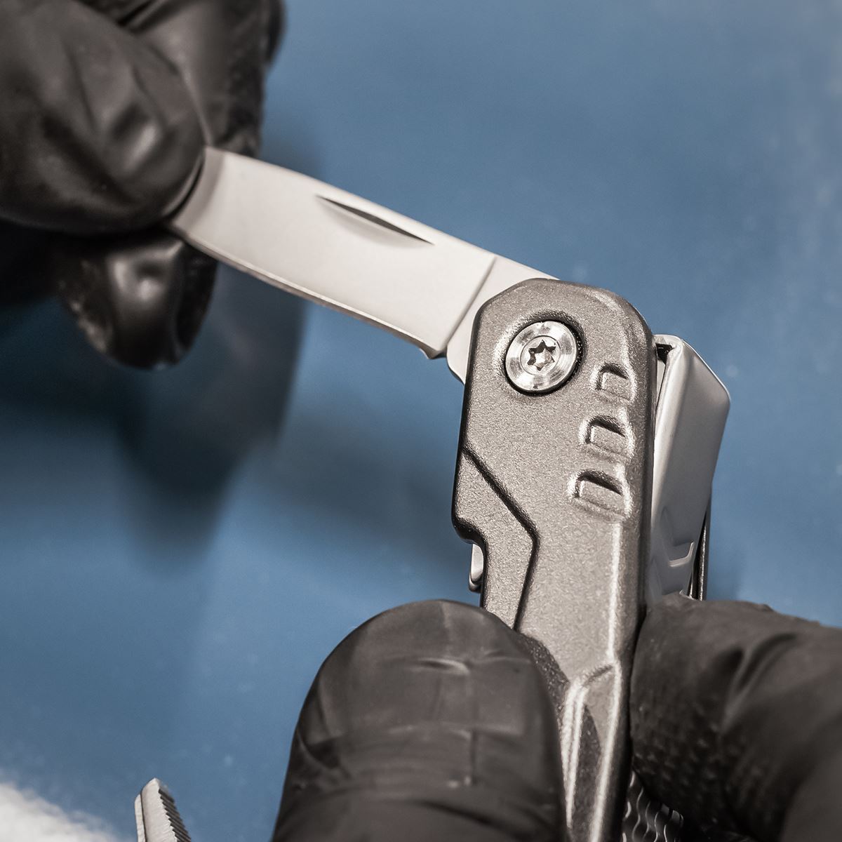 Sealey Premier Multi-Tool 14-Function  White Rose Tools