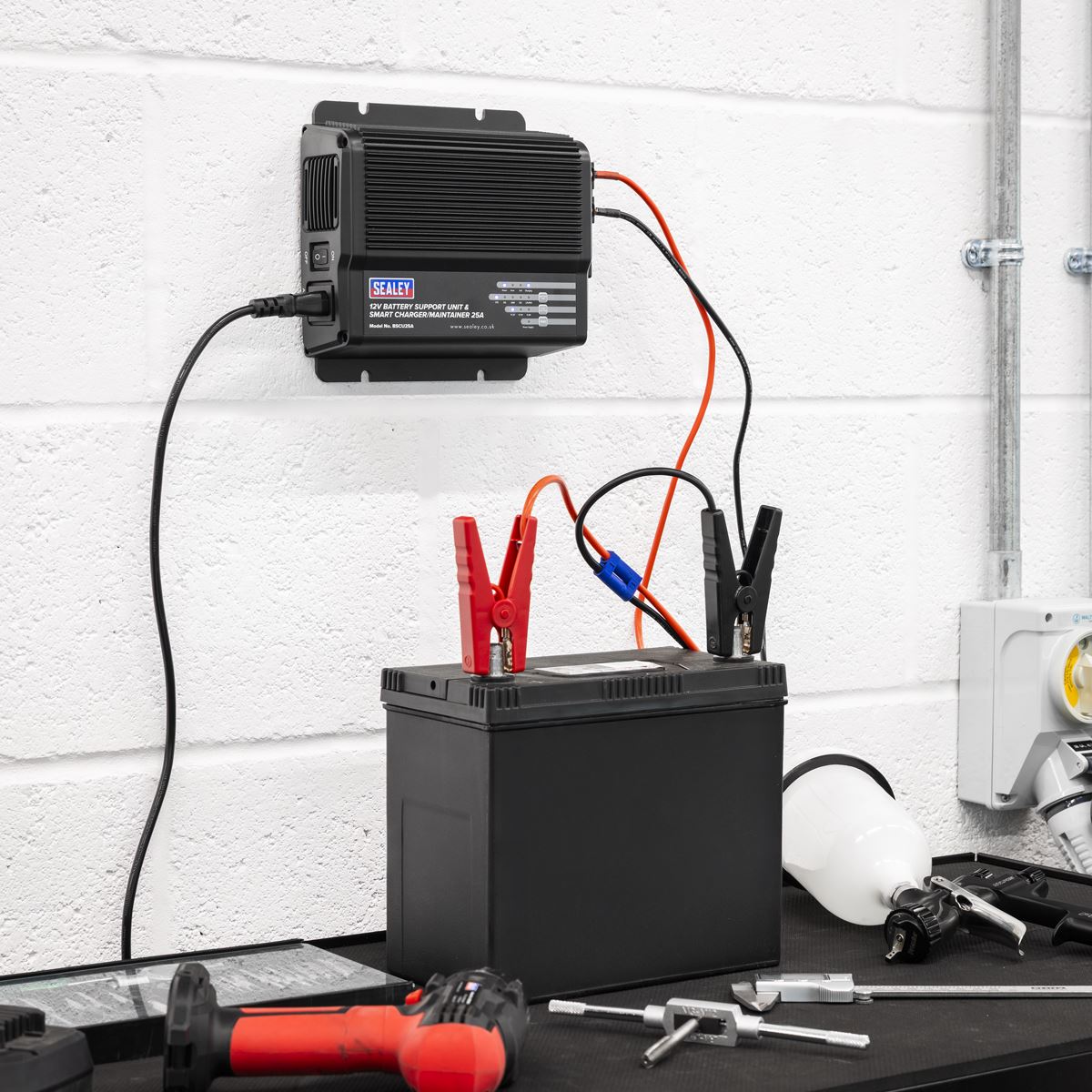 Sealey 12V Battery Support Unit & Smart Charger/Maintainer 25A 