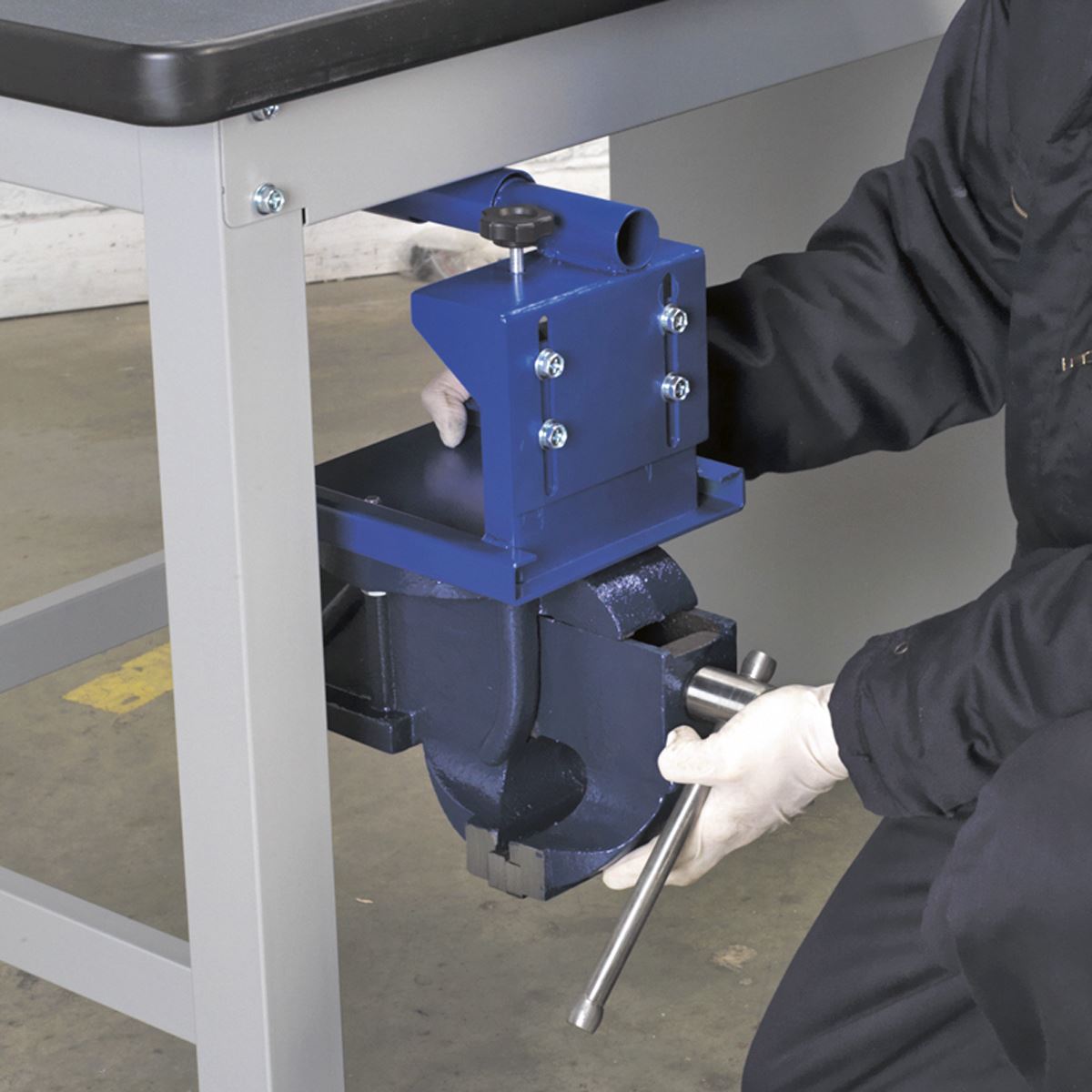 Sealey Vice Mounting Plate for API Series Workbenches 