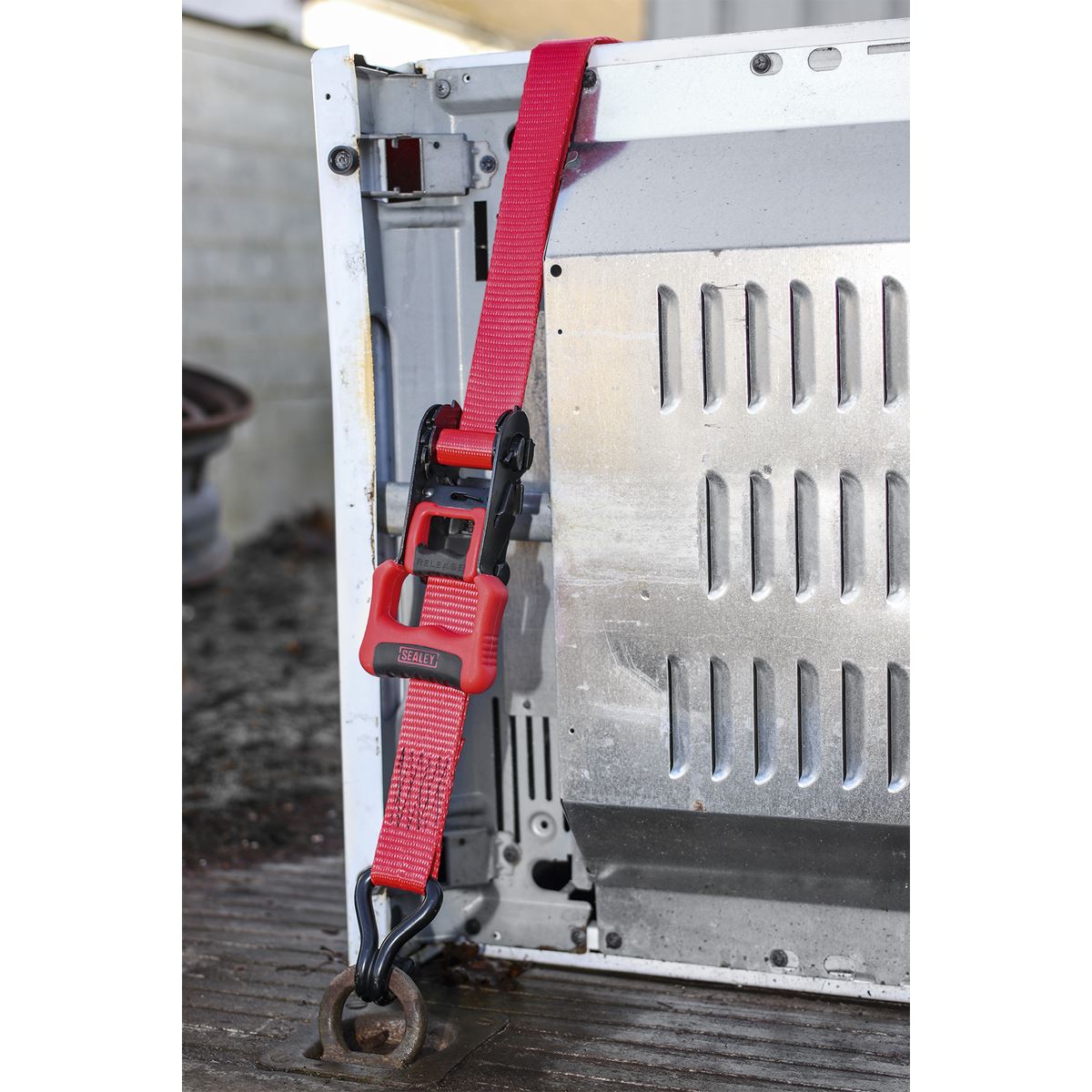 Sealey Ratchet Straps 32mm x 4.9m Polyester Webbing with J-Hooks 1200kg Breaking Strength - 2 Pairs 