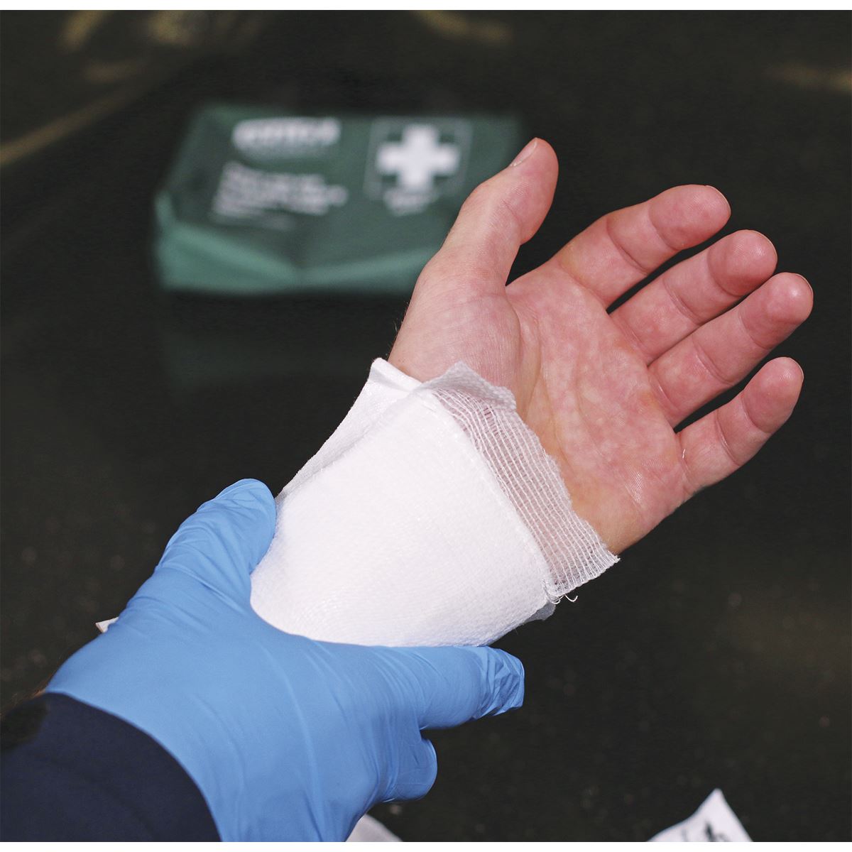 Sealey First Aid Kit Medium for Cars, Taxis & Small Vans - BS 8599-2 Compliant 