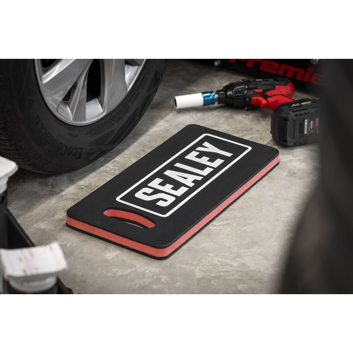 Sealey Mechanic's Kneeling Mat EVA - 28mm Oil Water Resistant 