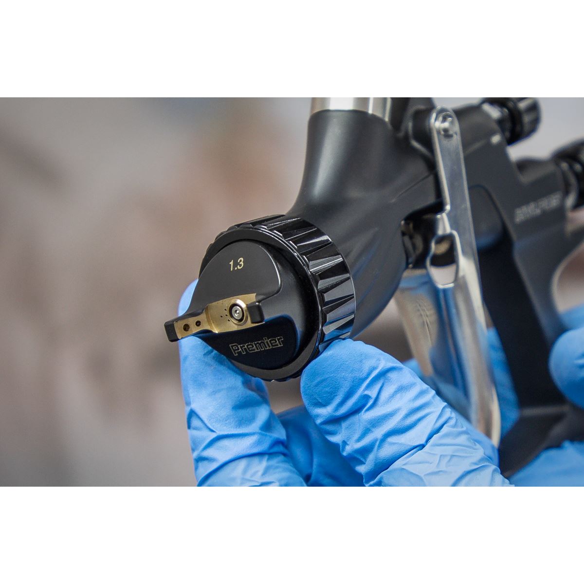 Sealey Premier HVLP Gravity Feed Spray Gun 1.3mm Set-Up