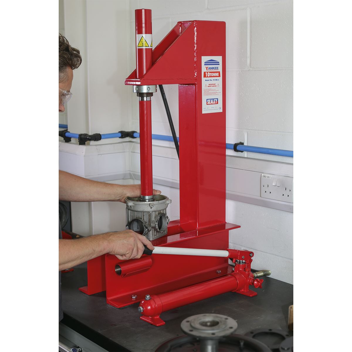 Sealey Hydraulic Bench 'C' Type Press 10 Tonne
