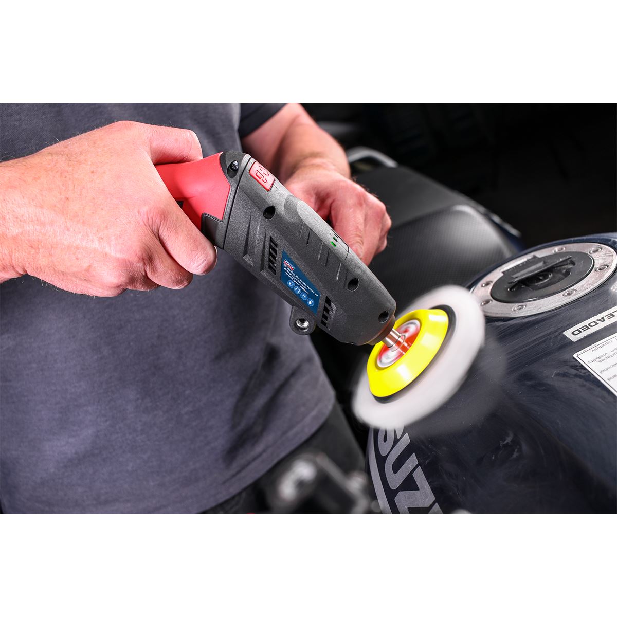 Cordless discount mini sander