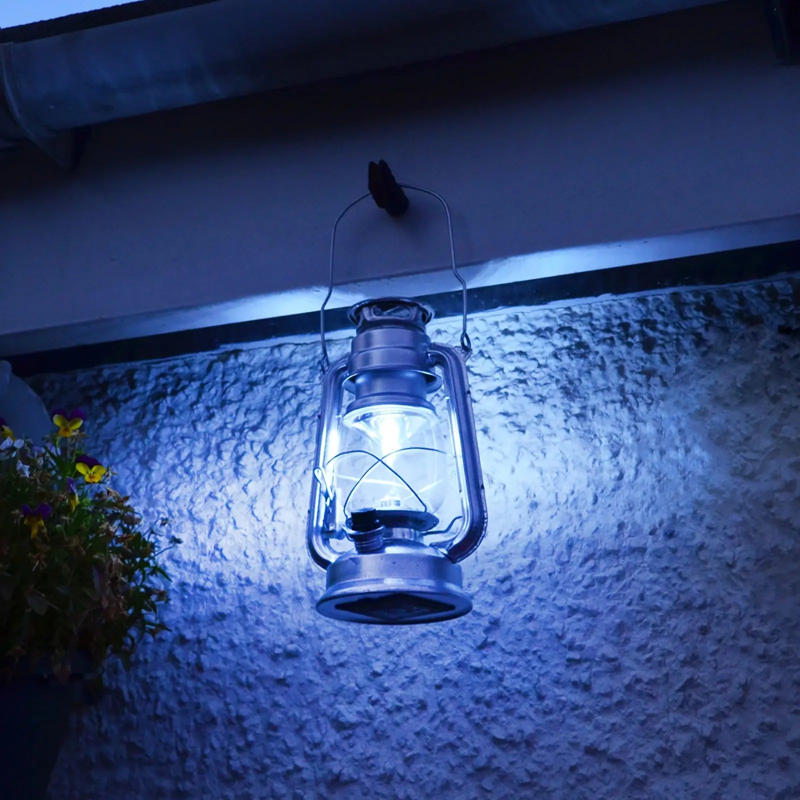 Amtech 15 LED Hurricane Lamp Super Bright Torch 