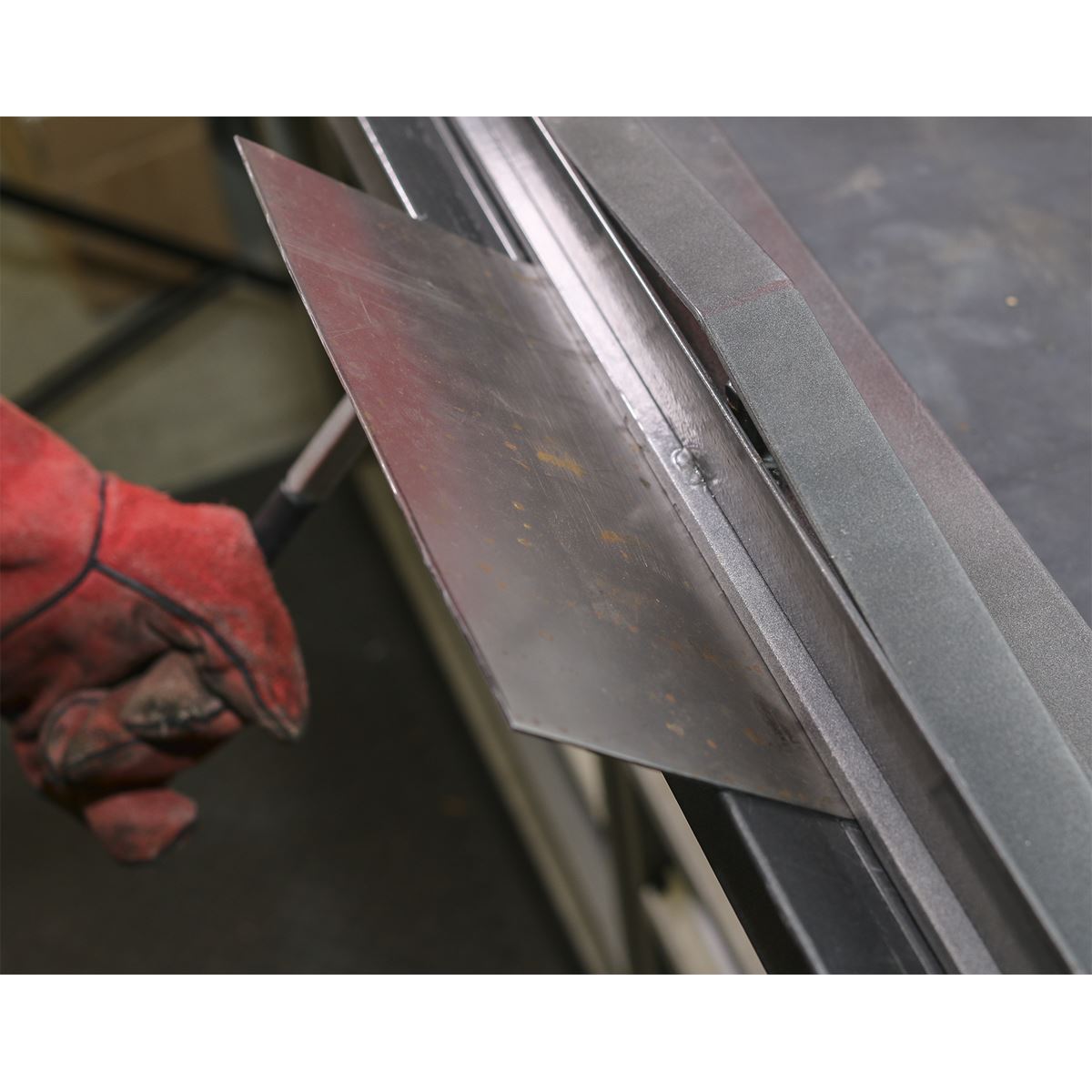 Sealey Vice/Bench Mounting Sheet Metal Folder 700mm