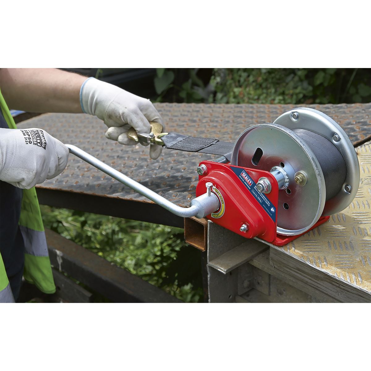 Sealey Geared Hand Winch with Brake & Webbing 900kg Capacity