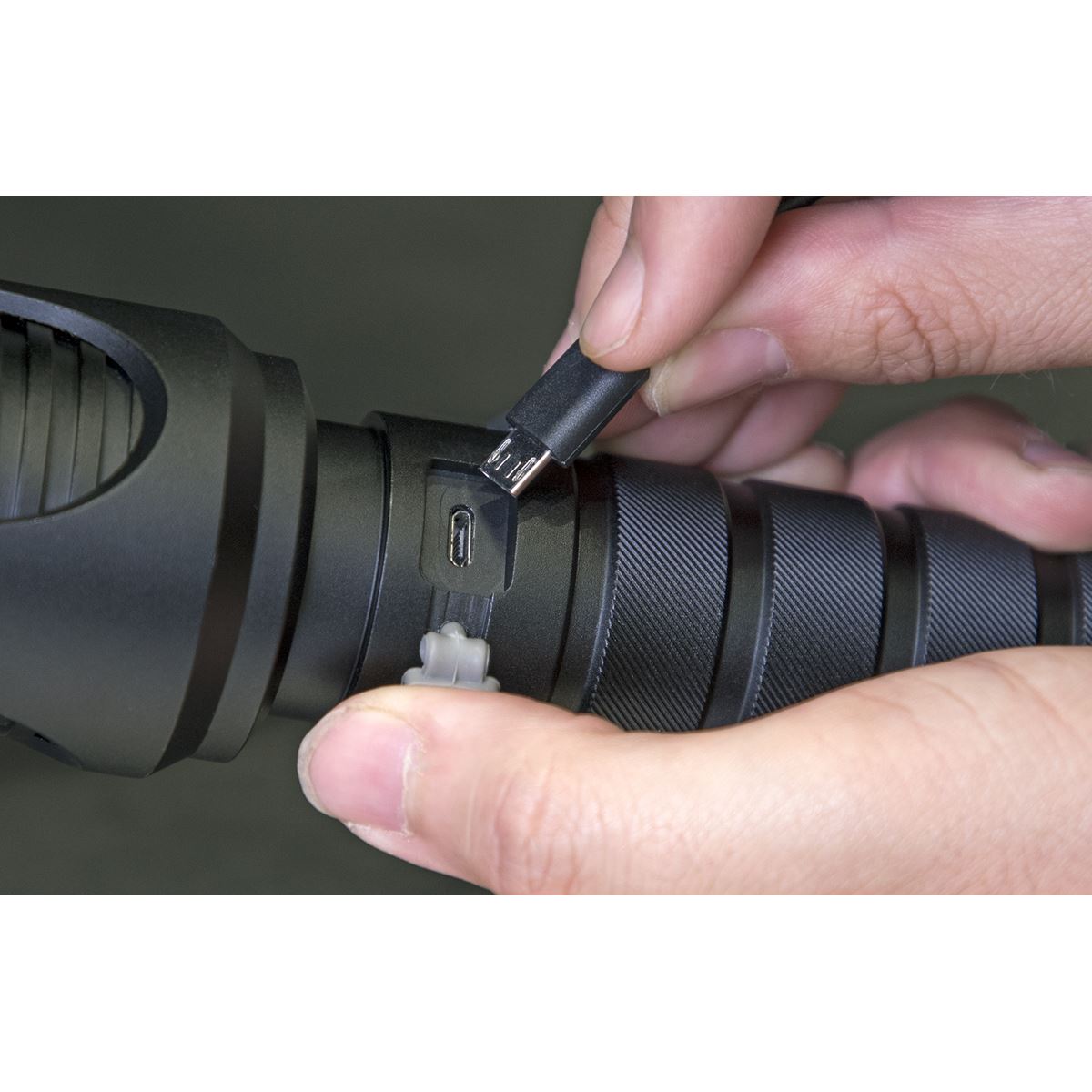 Sealey Aluminium Torch 60W COB LED Adjustable Focus Rechargeable 4000 Lumens
